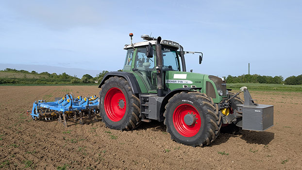 Test de traction pneus agricole Alliance